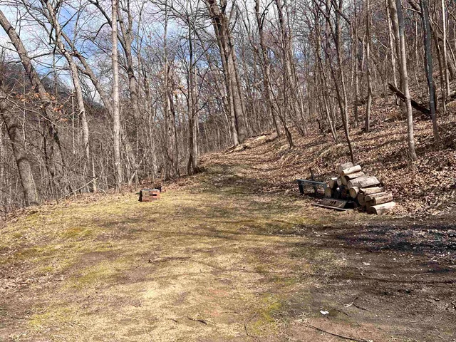 $150,000 | 14.2-acres Will Kumlin, De Soto, WI 54624