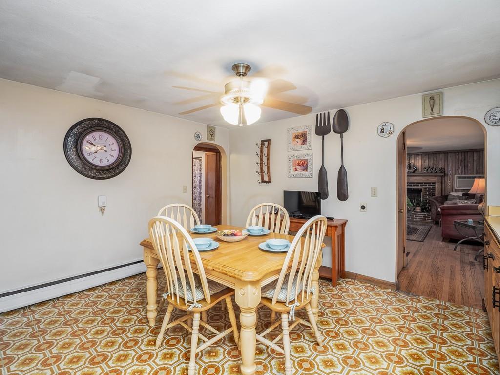 73 Russell Road Westfield, MA 01085 - Photo 10 of 33 Gallery Image 10