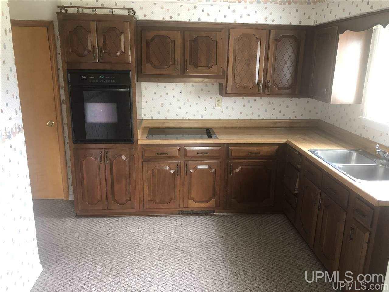265 Prospect Street Ishpeming, MI 49849 - Photo 15 of 28