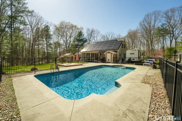 $575,000 | 311 Cranberry Bog Road, Killingly, CT 06239