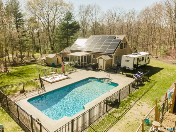 $575,000 | 311 Cranberry Bog Road, Killingly, CT 06239