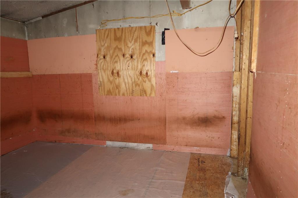 90 Weeks Mills Road Windsor, ME 04363 - Photo 10 of 16 Photo
