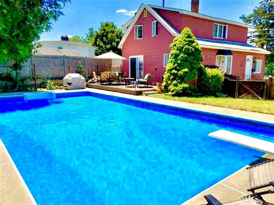 667 Calef Road Manchester, NH 03103 - Photo 2 of 30