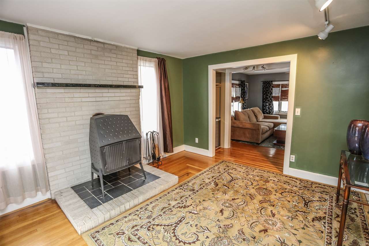 667 Calef Road Manchester, NH 03103 - Photo 11 of 30