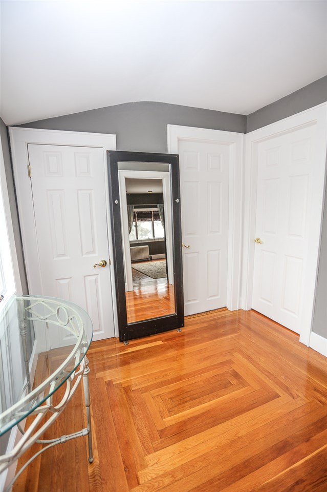 667 Calef Road Manchester, NH 03103 - Photo 18 of 30