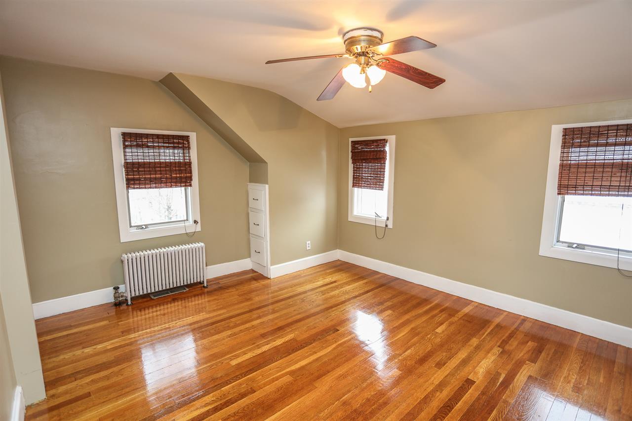667 Calef Road Manchester, NH 03103 - Photo 22 of 30