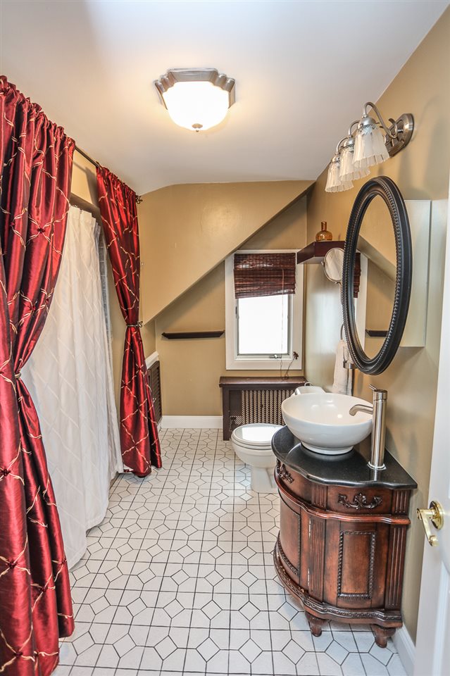 667 Calef Road Manchester, NH 03103 - Photo 26 of 30