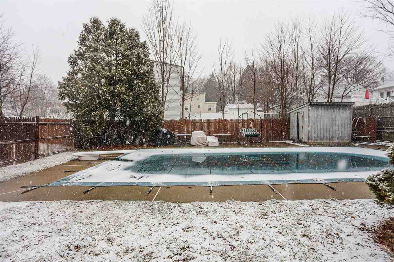 667 Calef Road Manchester, NH 03103 - Photo 28 of 30
