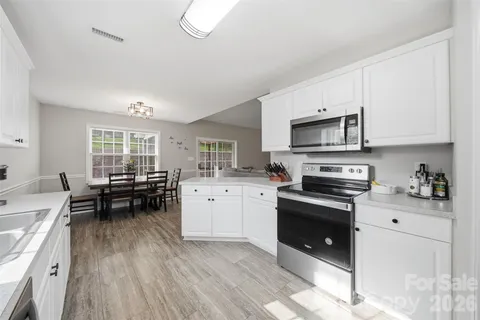 $459,000 | 2478 23rd Street Northeast, Hickory, NC 28601