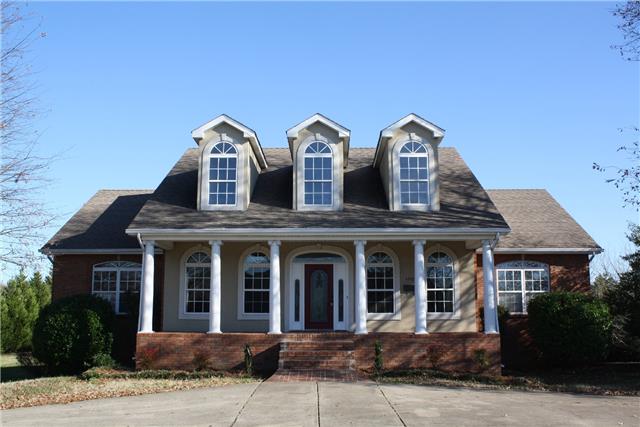 400 Fairway Trail Springfield, TN 37172 - Photo 1 of 20 Welcome to gorgeous 400 Fairway Trail! This house will blow you away with it's space, beautiful features and lots of extras!