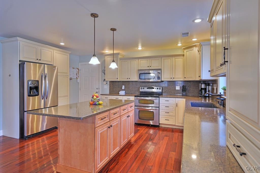312 Oak Road Bangor, PA 18013 - Photo 17 of 50 Gallery Image 17