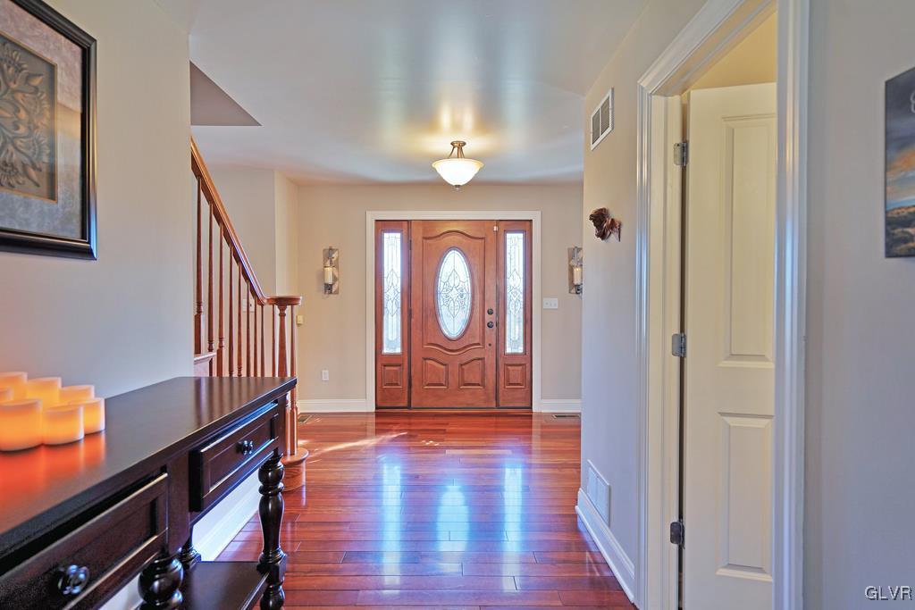 312 Oak Road Bangor, PA 18013 - Photo 9 of 50 Gallery Image 9