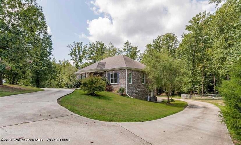 1381 Sardis Road Gardendale, AL 35071 - Photo 3 of 3 Gallery Image 3