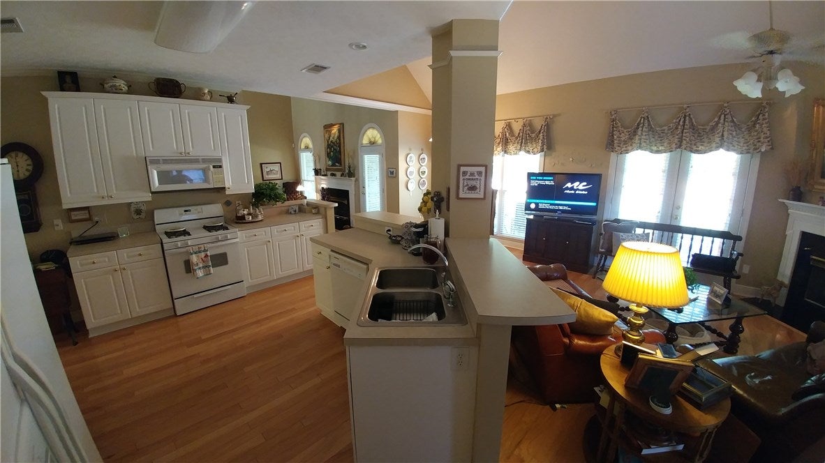 962 Parklane Road Auburn, AL 36830 - Photo 16 of 42 Gallery Image 16