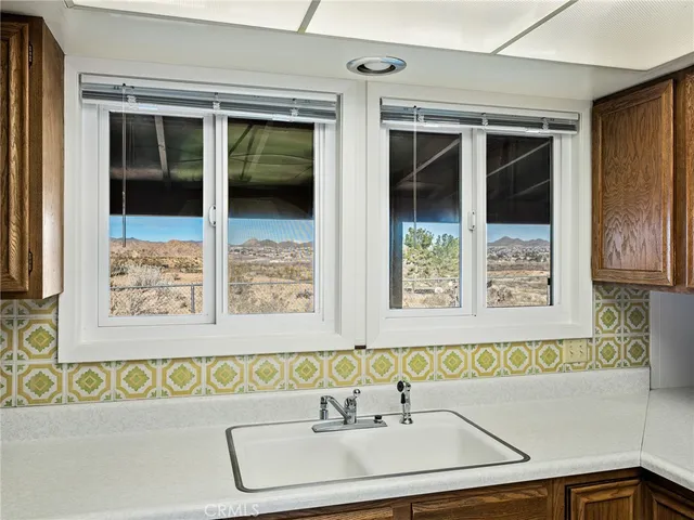 $440,000 | 14483 Camrose Court, Victorville, CA 92395