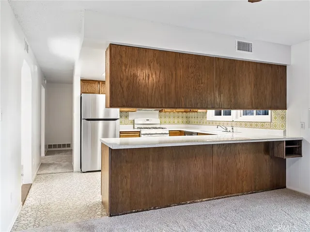 $440,000 | 14483 Camrose Court, Victorville, CA 92395