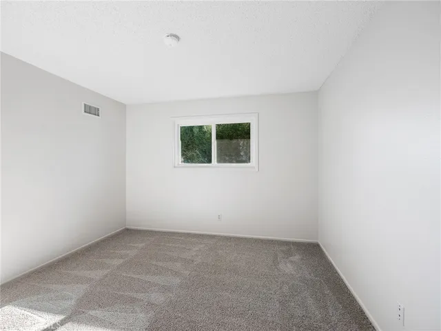 $440,000 | 14483 Camrose Court, Victorville, CA 92395