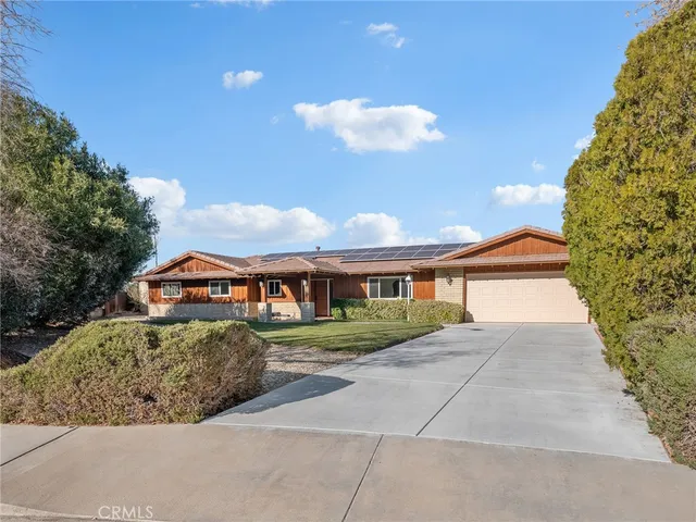 $440,000 | 14483 Camrose Court, Victorville, CA 92395