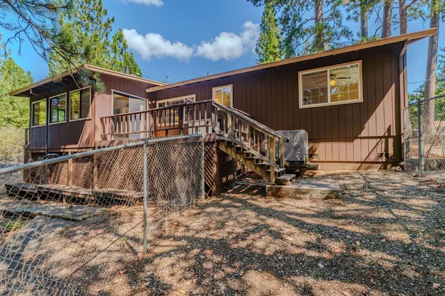$385,000 | 26019 Ridge Drive, Pioneer, CA 95666