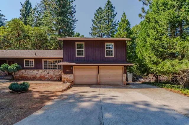 $385,000 | 26019 Ridge Drive, Pioneer, CA 95666