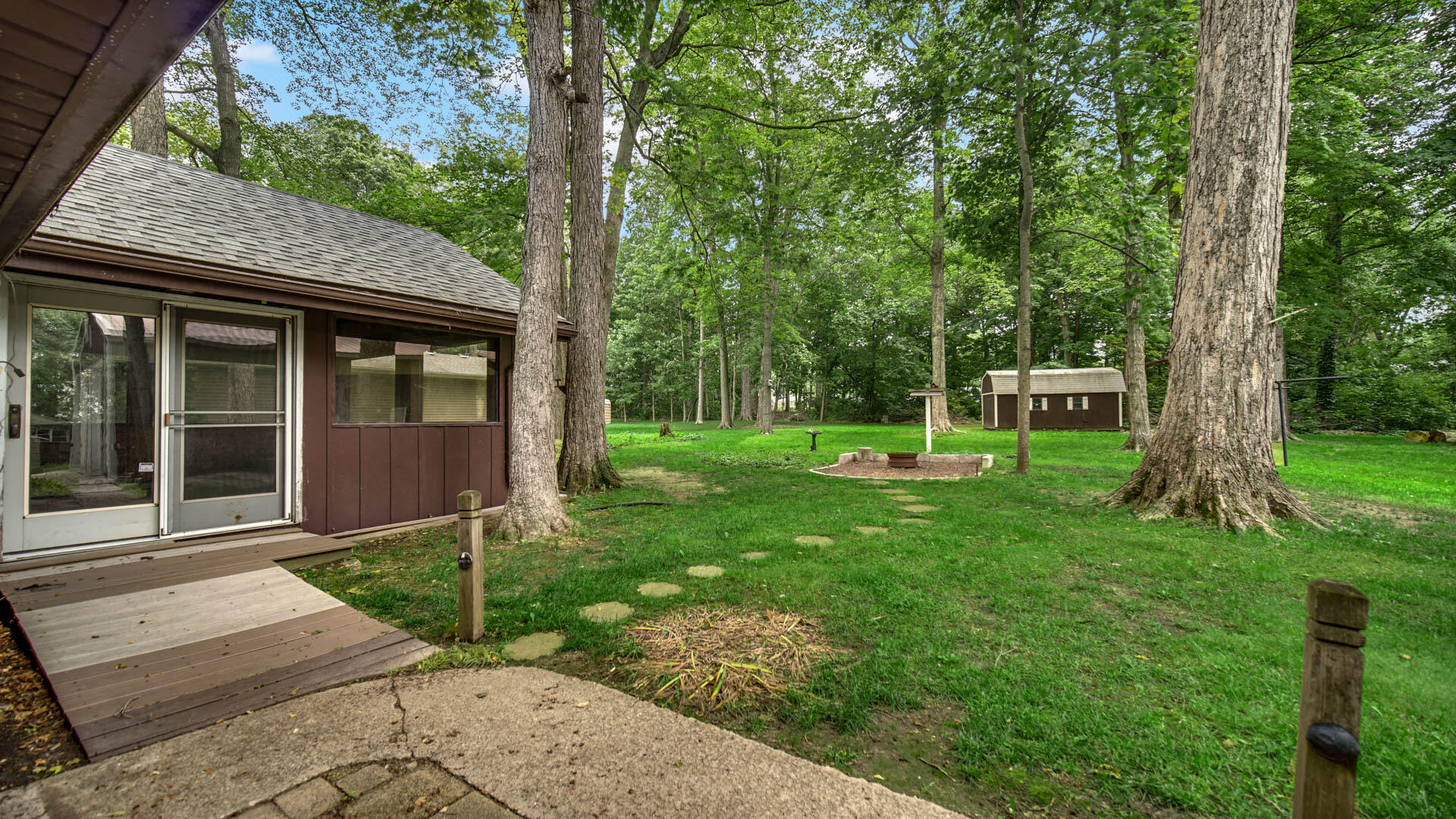 202 Sturdy Road Valparaiso, IN 46383 - Photo 22 of 30 1920x1080