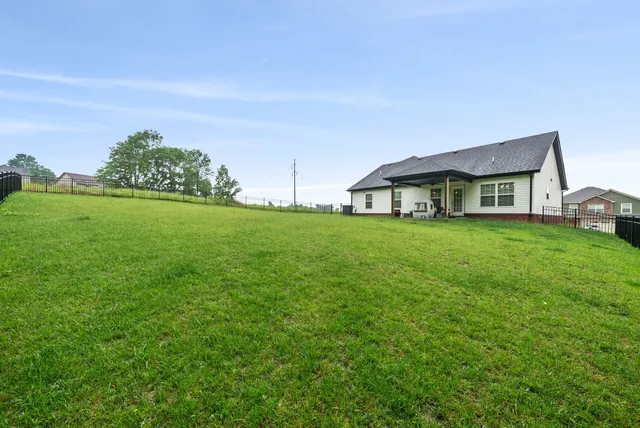 $2,200 | 759 Boreal Way, Clarksville, TN 37042