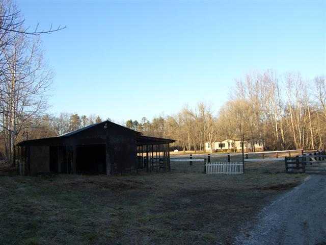 313 Crane Thomas Road, Unit OVER 450' SALUDA RIVER Easley, SC 29640 - Photo 4 of 16 Gallery Image 4