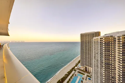 $1,080,000 | 4111 South Ocean Drive, Unit 3703, Hollywood, FL 33019