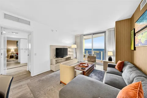 $1,080,000 | 4111 South Ocean Drive, Unit 3703, Hollywood, FL 33019