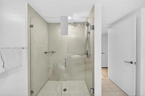 $1,080,000 | 4111 South Ocean Drive, Unit 3703, Hollywood, FL 33019