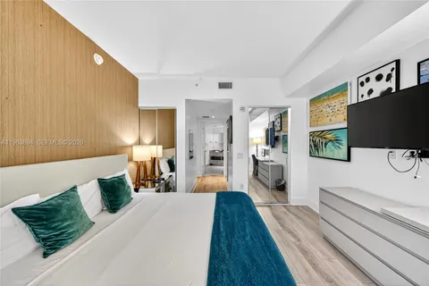 $1,080,000 | 4111 South Ocean Drive, Unit 3703, Hollywood, FL 33019