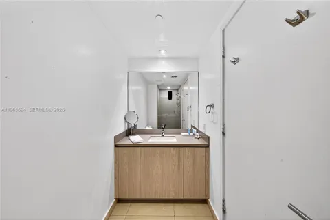 $1,080,000 | 4111 South Ocean Drive, Unit 3703, Hollywood, FL 33019