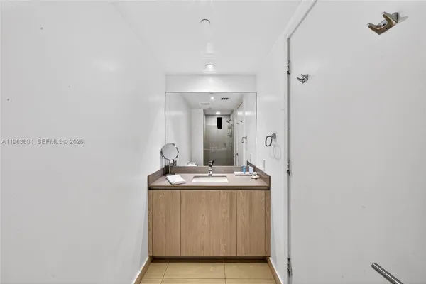 $1,080,000 | 4111 South Ocean Drive, Unit 3703, Hollywood, FL 33019