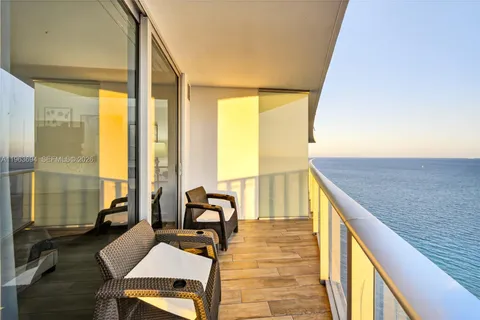 $1,080,000 | 4111 South Ocean Drive, Unit 3703, Hollywood, FL 33019