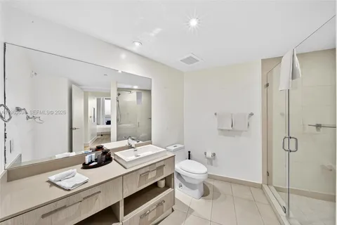 $1,080,000 | 4111 South Ocean Drive, Unit 3703, Hollywood, FL 33019