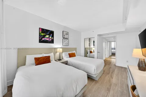 $1,080,000 | 4111 South Ocean Drive, Unit 3703, Hollywood, FL 33019