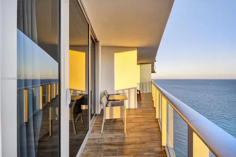 $1,080,000 | 4111 South Ocean Drive, Unit 3703, Hollywood, FL 33019