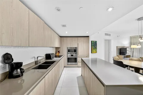 $1,080,000 | 4111 South Ocean Drive, Unit 3703, Hollywood, FL 33019