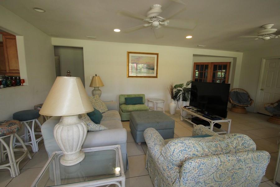 389 Wilson Way Freeport, FL 32439 - Photo 9 of 19 Gallery Image 9