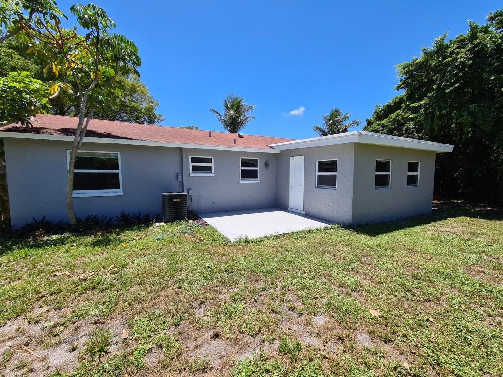 2926 Lake Shore Drive Riviera Beach, FL 33404 - Photo 16 of 21 20200730_135008