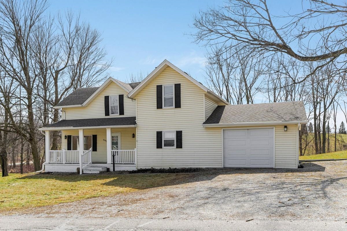 945 Fox Lake Road Angola, IN 46703 - Photo 3 of 29 Gallery Image 3