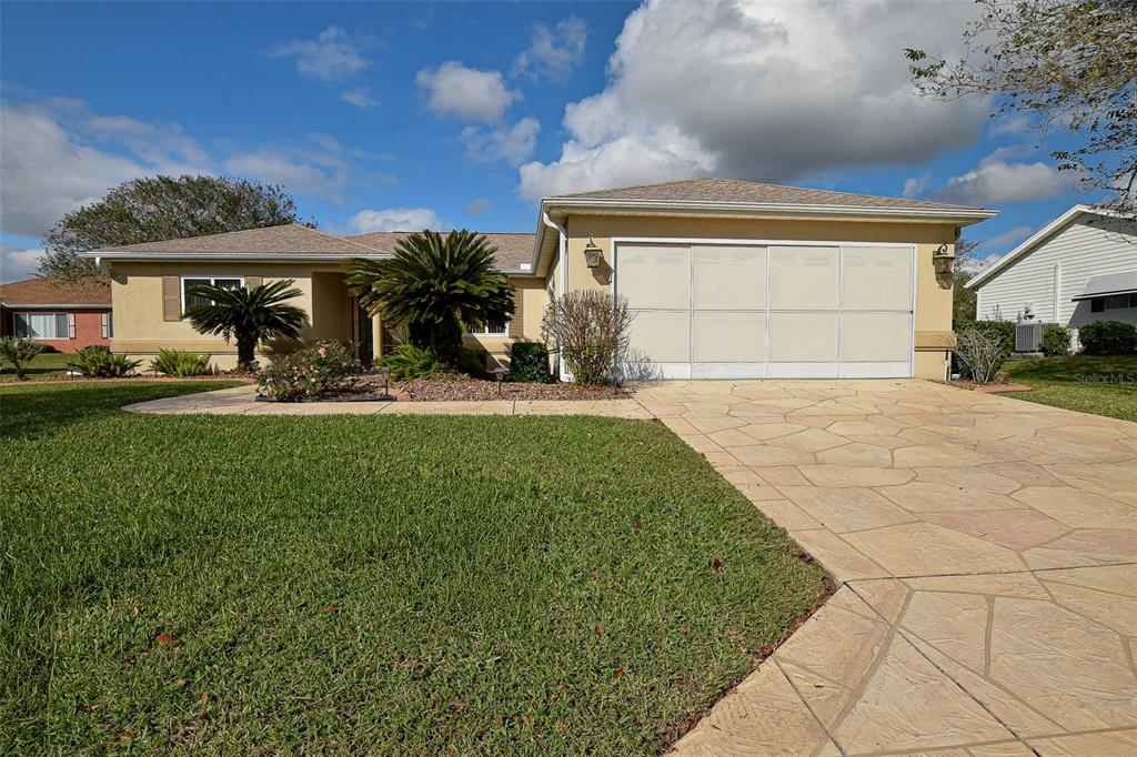 9033 Southeast 135th Loop Summerfield, FL 34491 - Photo 4 of 83