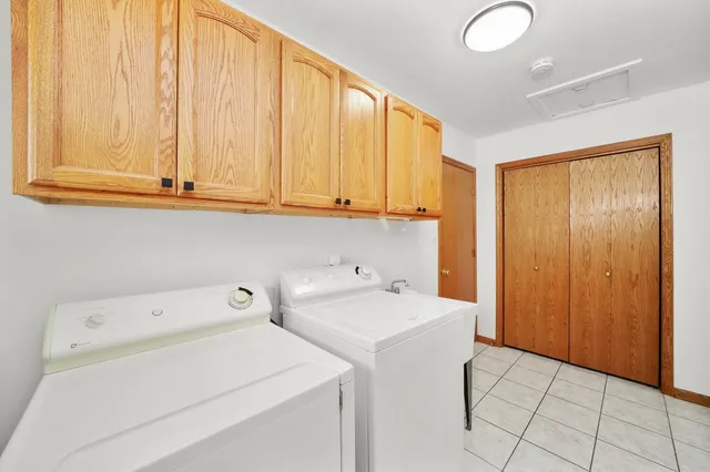 $1,800 | 9016 West 140th Street, Unit 3A, Orland Park, IL 60462