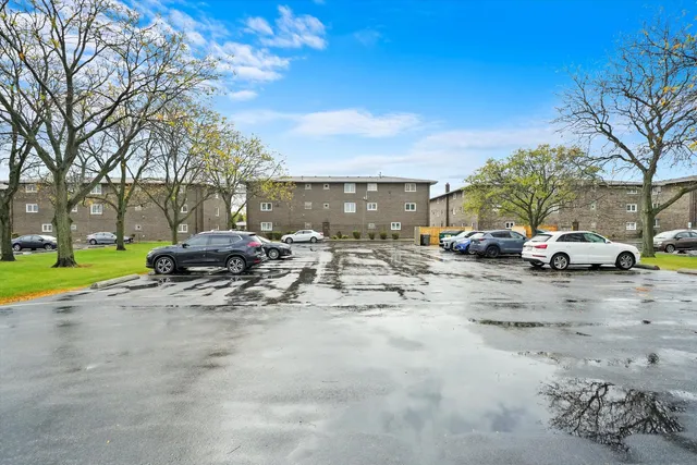 $1,800 | 9016 West 140th Street, Unit 3A, Orland Park, IL 60462