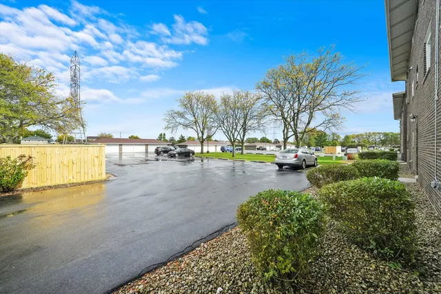 $1,800 | 9016 West 140th Street, Unit 3A, Orland Park, IL 60462