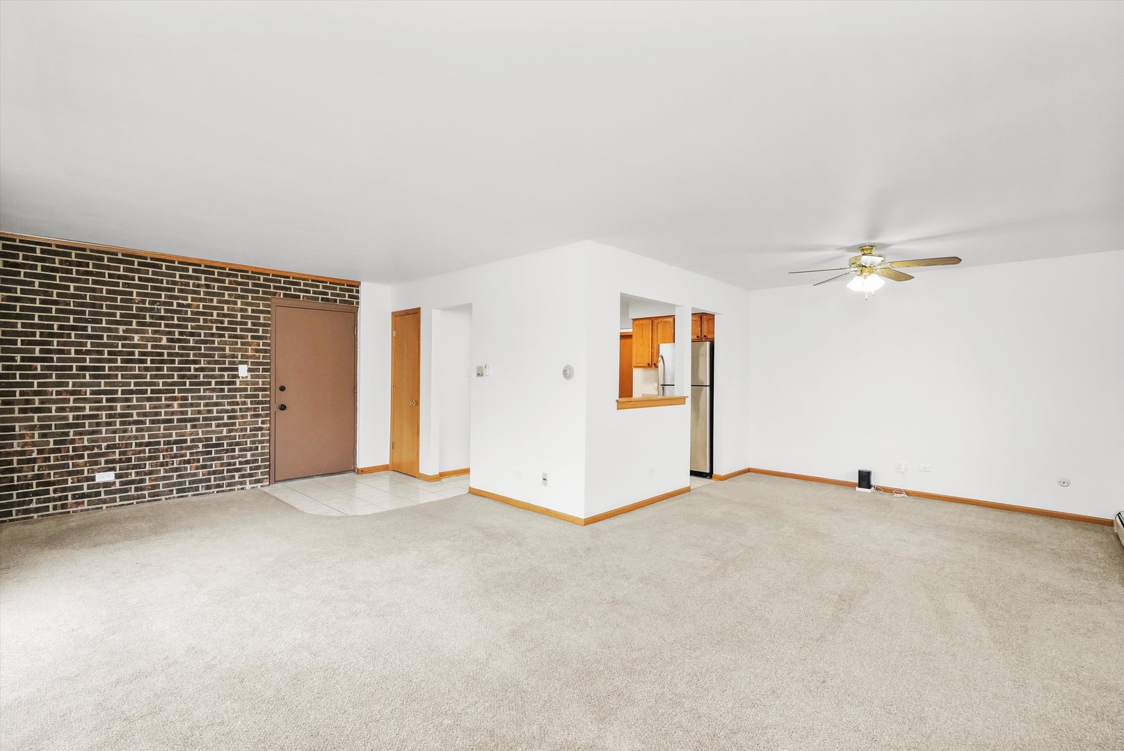 9016 West 140th Street, Unit 3A Orland Park, IL 60462 - Photo 7 of 25 a view of an empty room