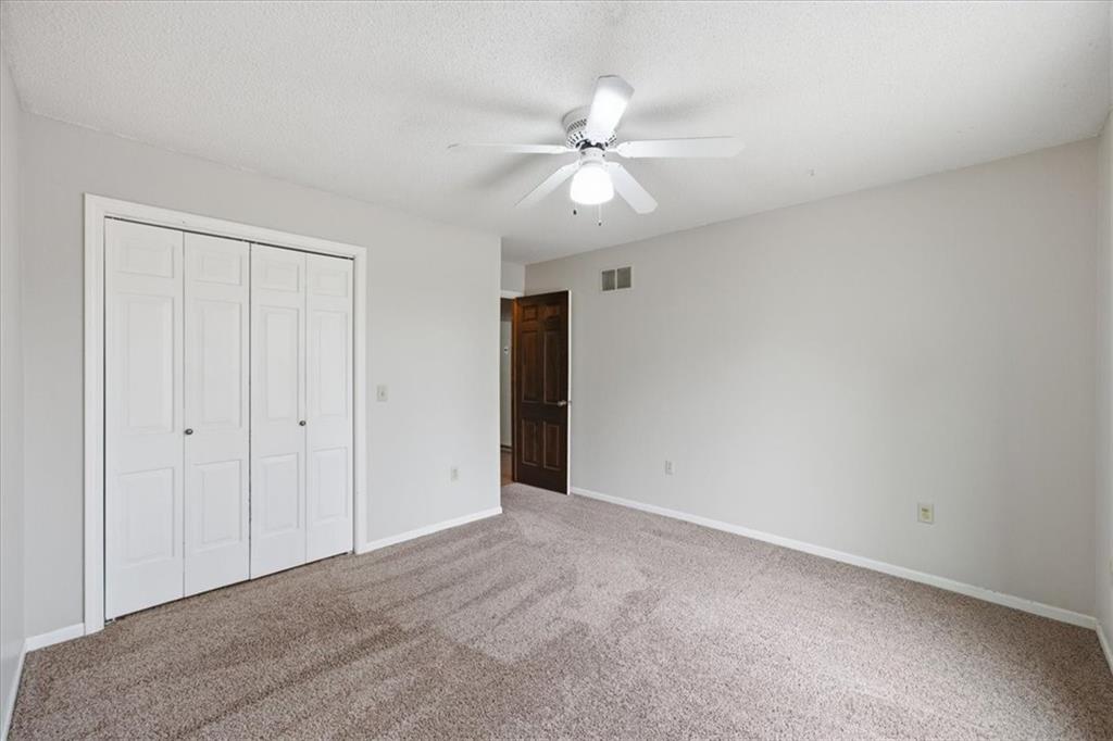 35809 East Ryan Road Oak Grove, MO 64075 - Photo 16 of 41