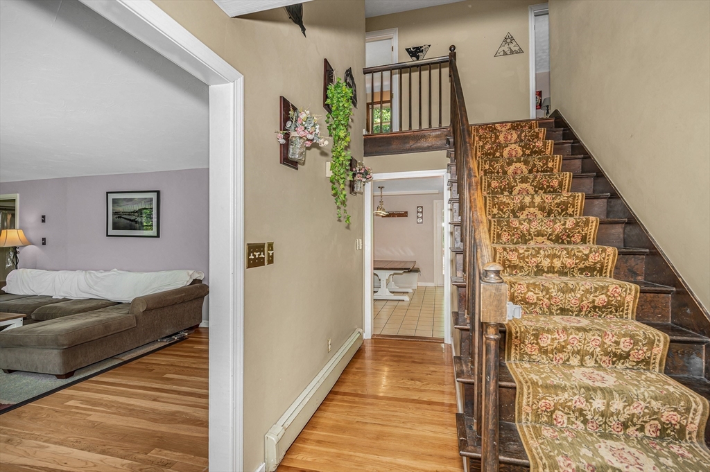 49 Countryside Road Grafton, MA 01536 - Photo 2 of 36