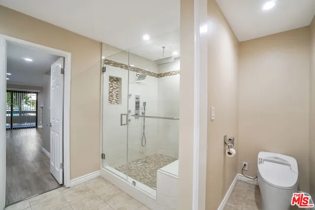 $4,200 | 15233 West Magnolia Boulevard, Unit 102, Sherman Oaks, CA 91403