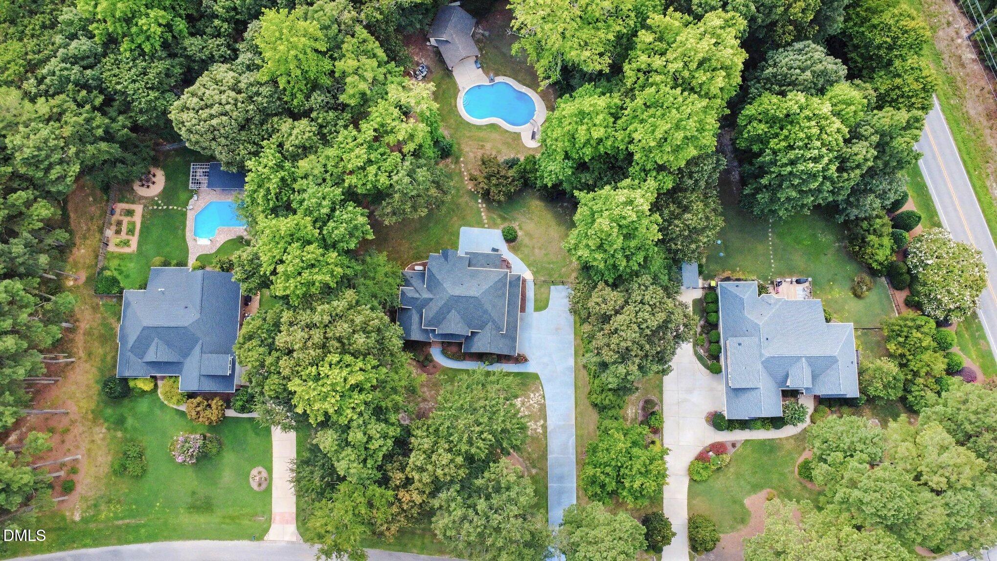 4808 Stoneyoak Lane Raleigh, NC 27610 - Photo 5 of 27 Ariel of pool